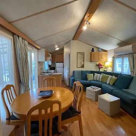 Chalet Hugo 샬레 쎙뜨호뻬